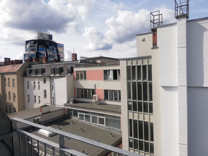 2 Zimmer Wohnung mit Dachterrasse - 47 qm rechts