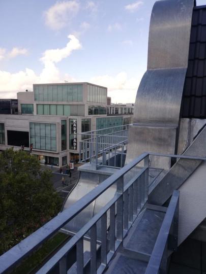 Prestigious commercial property with air conditioning and roof terrace Office/practice rooms 