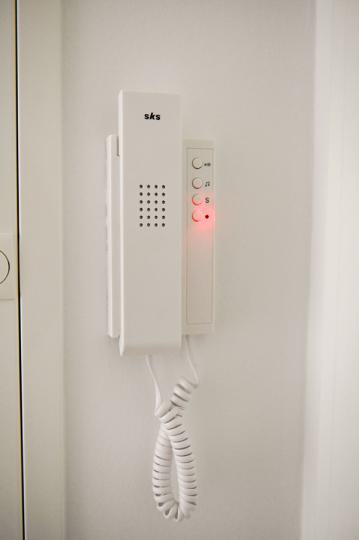 Prestigious commercial property with air conditioning and roof terrace Office/practice rooms 